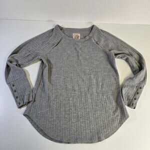 Chaser Gray Long Sleeve Thermal with Buttons on the Sleeves size Small